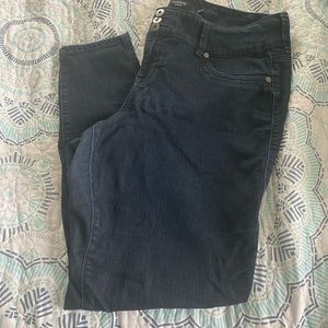 Torrid dark wash jeggins size 16r